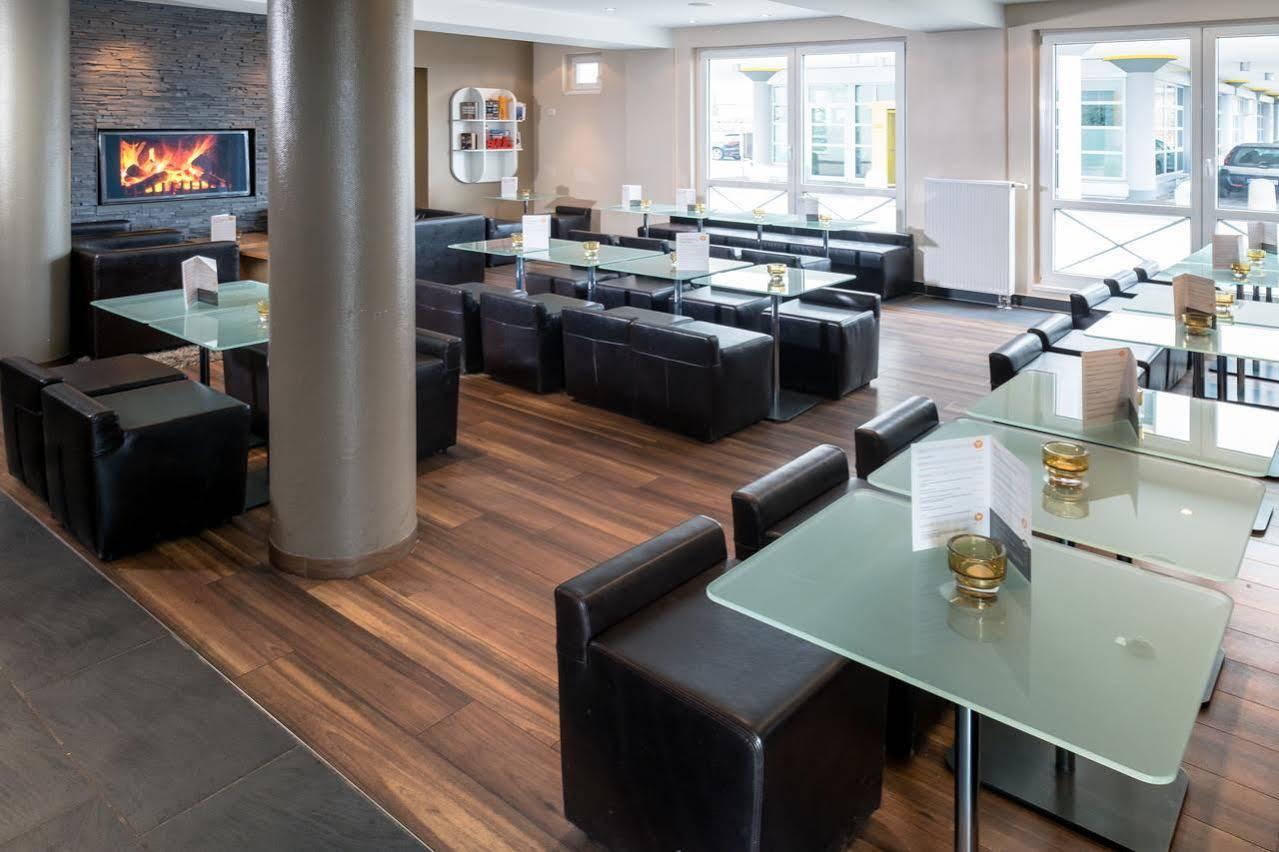 B&B Hotel Muenchen-Putzbrunn Kültér fotó