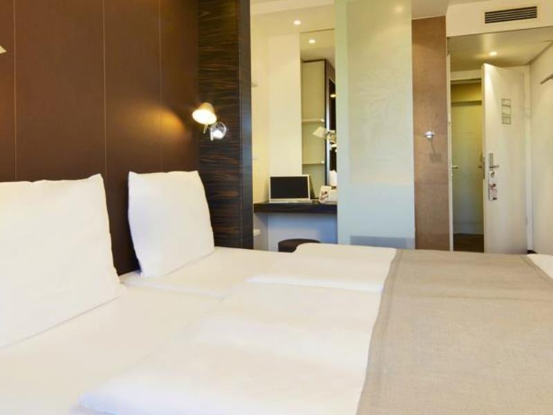 B&B Hotel Muenchen-Putzbrunn Kültér fotó