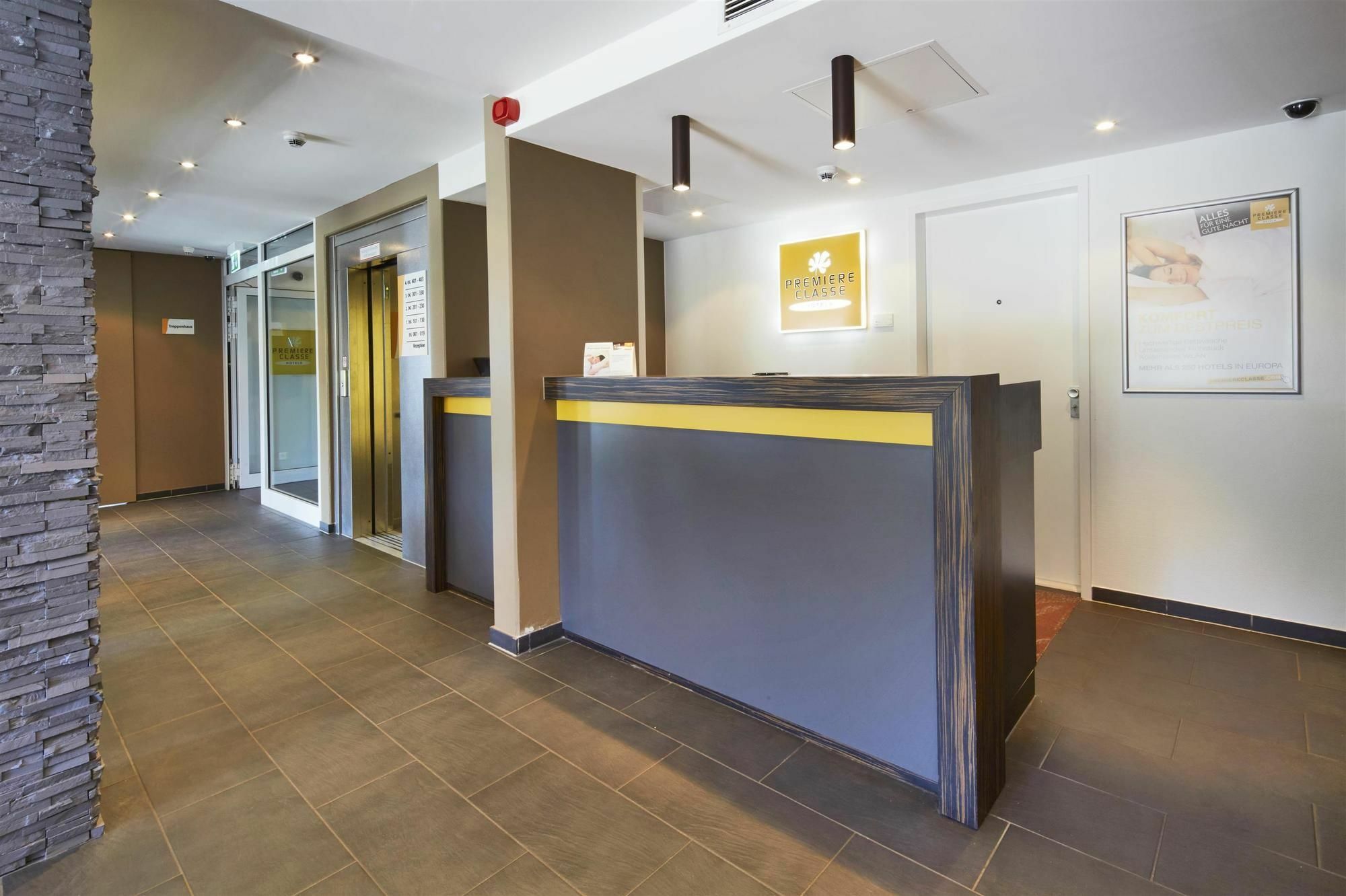 B&B Hotel Muenchen-Putzbrunn Kültér fotó